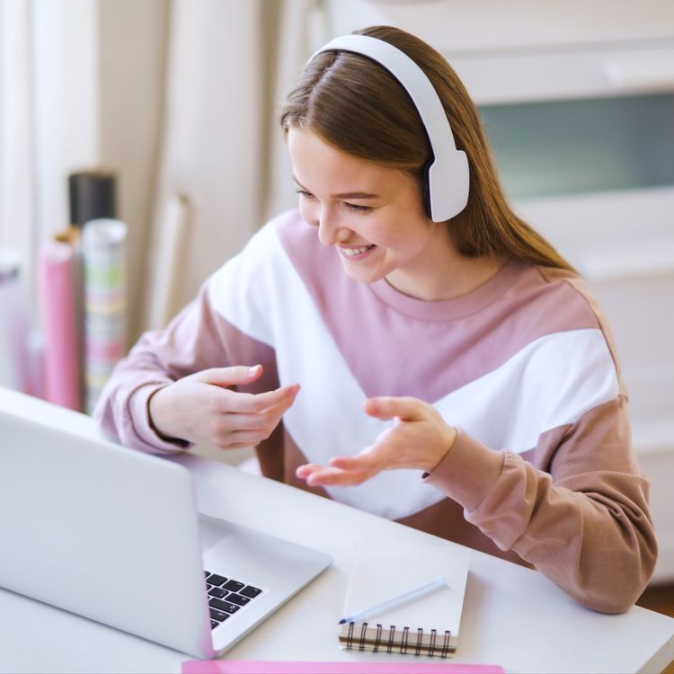 Luyện nghe tiếng Đức hiệu quả cùng WBS